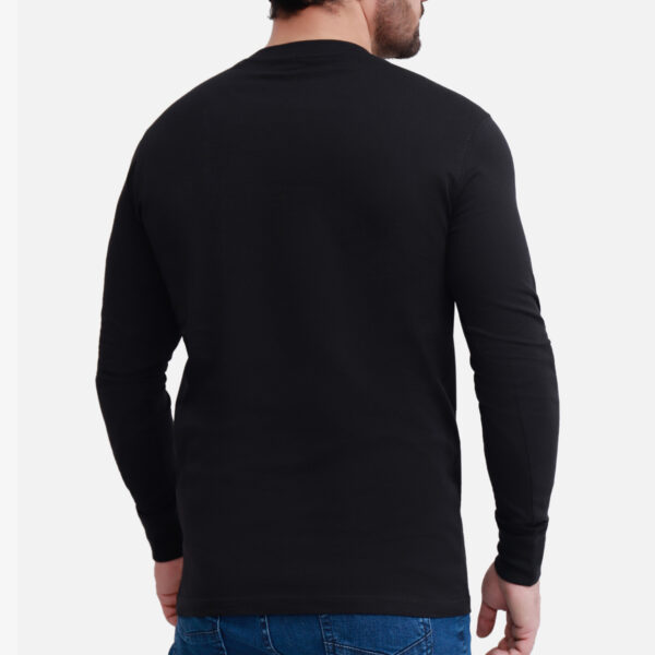 Crew-neck-casual-graphic-TEES